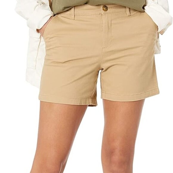 Women's Mid-Rise Slim-Fit Khaki Short in Curvy Fit, Size 6, Brown - Picture 4 of 6